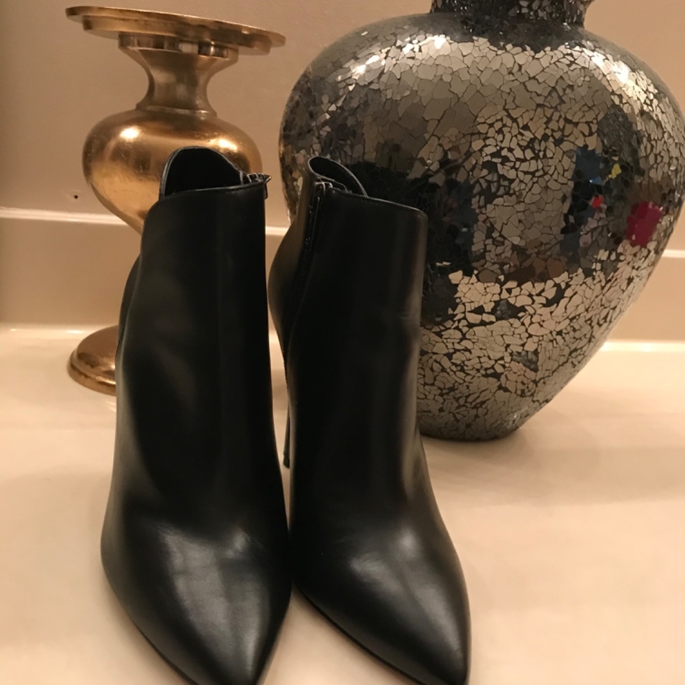 Cute Booties - Picture 2 of 3